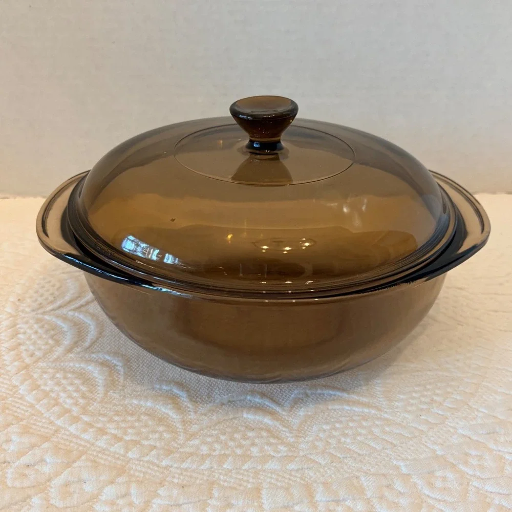Pyrex Visions Amber Glass Casserole Dish with Lid 1.5L Round Baker 023 V-623-C